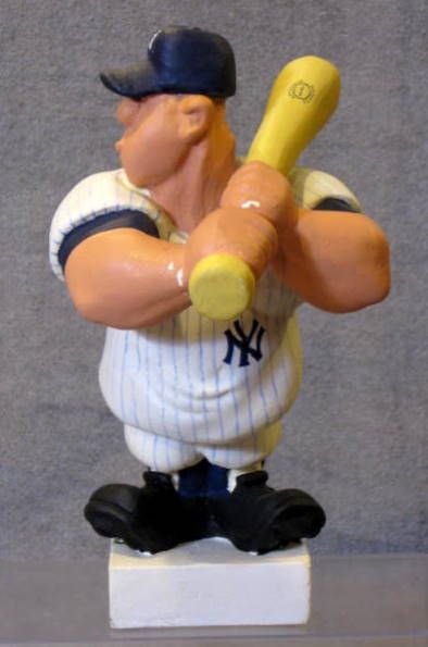 CONTEMPORARY NEW YORK YANKEES KAIL STATUE