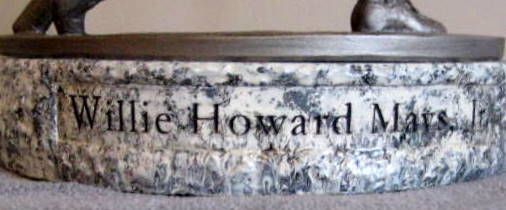 WILLIE MAYS THE SAY HEY KID SIGNED STATUE  w/JSA COA