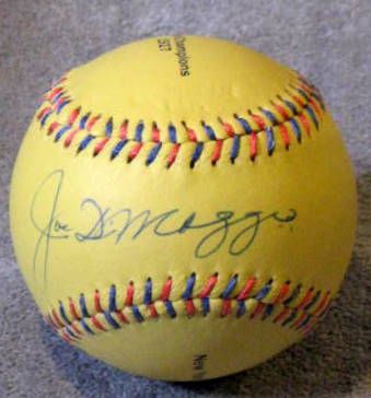 JOE DIMAGGIO SIGNED YANKEES COMMEMORATIVE BASEBALL w/JSA LOA