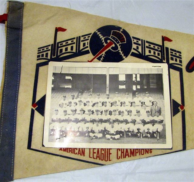 1961 NEW YORK YANKEES WORLD SERIES PHOTO PENNANT