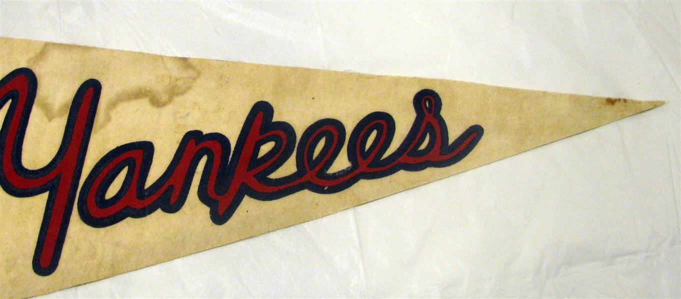 1961 NEW YORK YANKEES WORLD SERIES PHOTO PENNANT