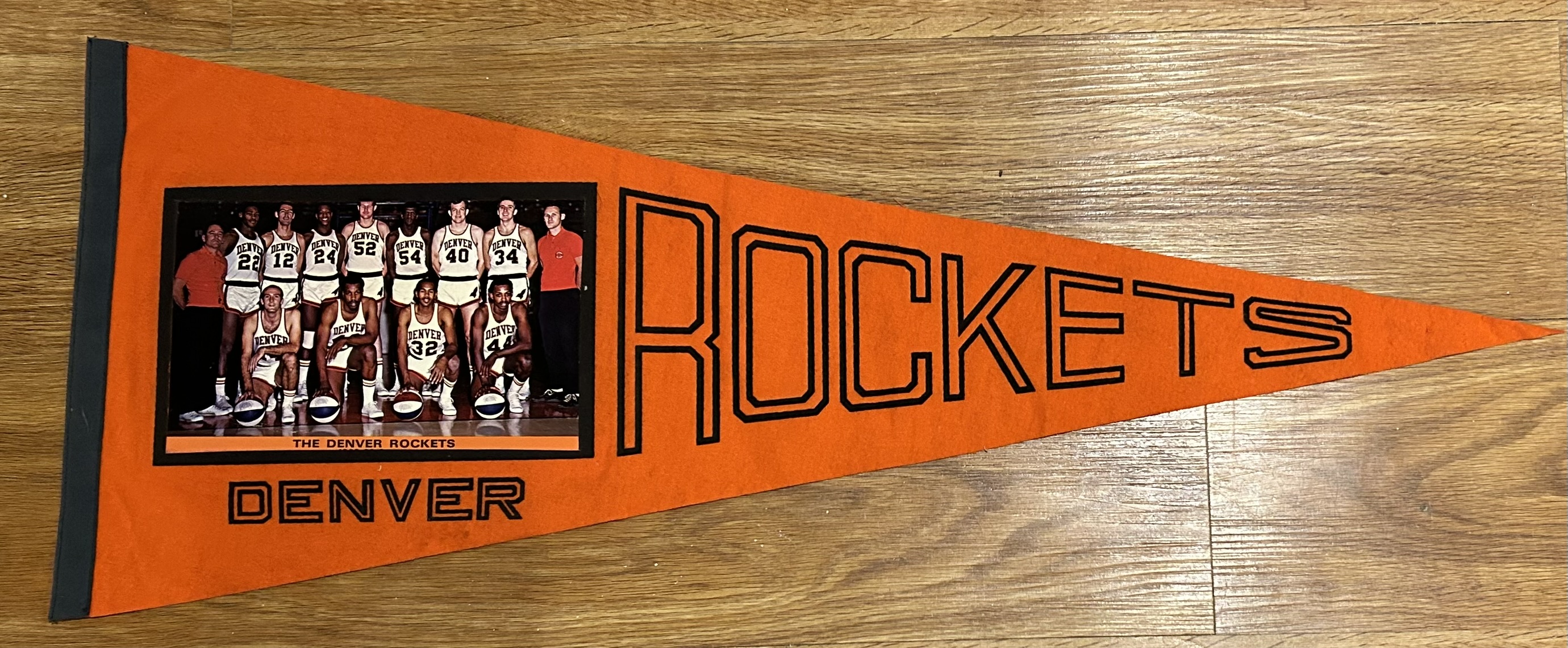Lot Detail - 1968-69 ABA DENVER ROCKETS TEAM PHOTO PENNANT- SCARCE