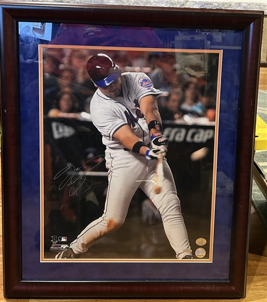 MIKE PIAZZA SIGNED FRAMED PHOTO w/STEINER