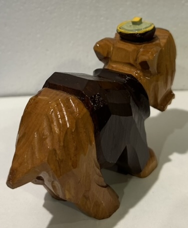 VINTAGE 50s ANRI MONTANA GRIZZLIES STATUE