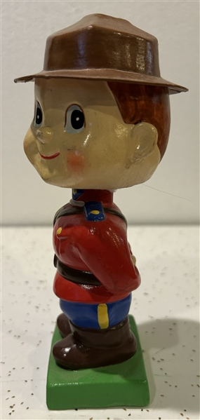 60s NIAGARA FALLS SOUVENIR CANADIAN MOUNTIE BOBBING HEAD