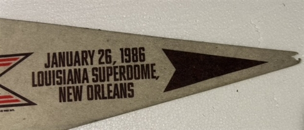1986  CHICAGO BEARS SUPER BOWL PENNANT